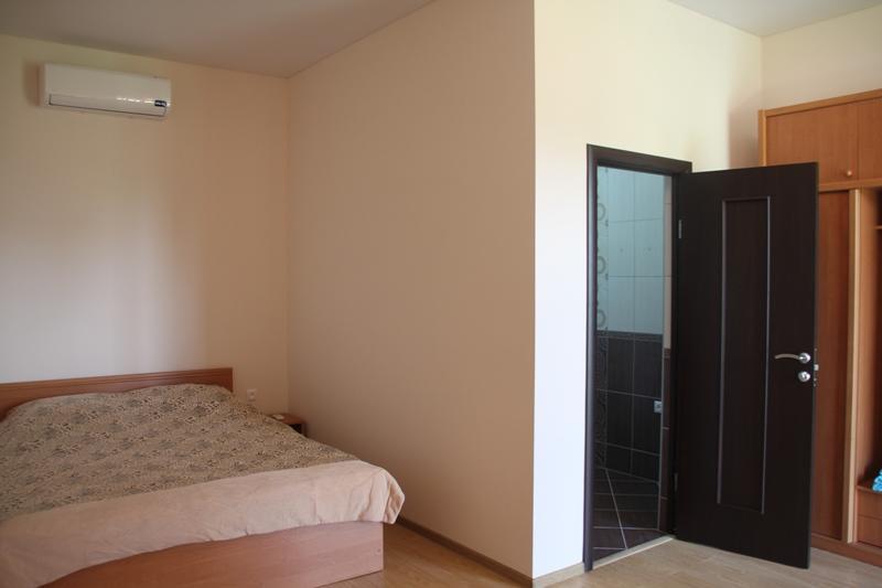 Амрапха Hotel Gudauta Ngoại thất bức ảnh