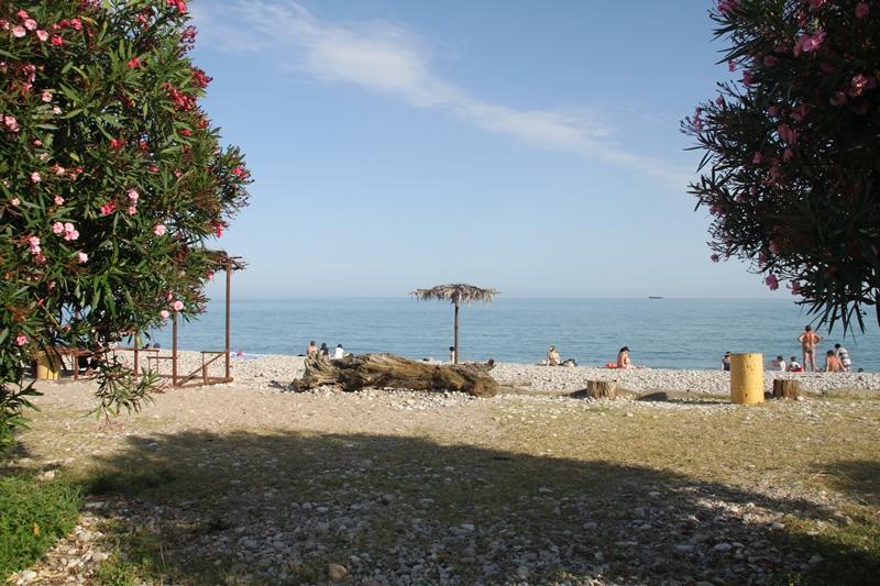 Амрапха Hotel Gudauta Ngoại thất bức ảnh